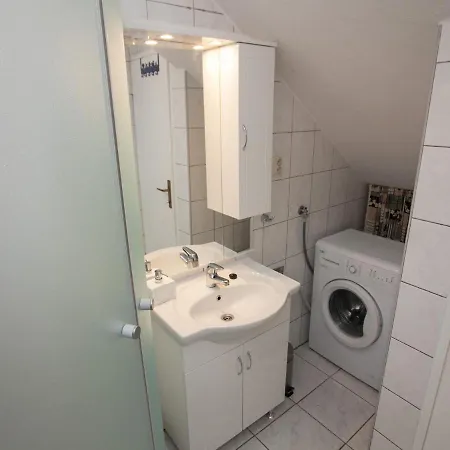 Holiday home Marvelous Holiday In Near Beach Seline